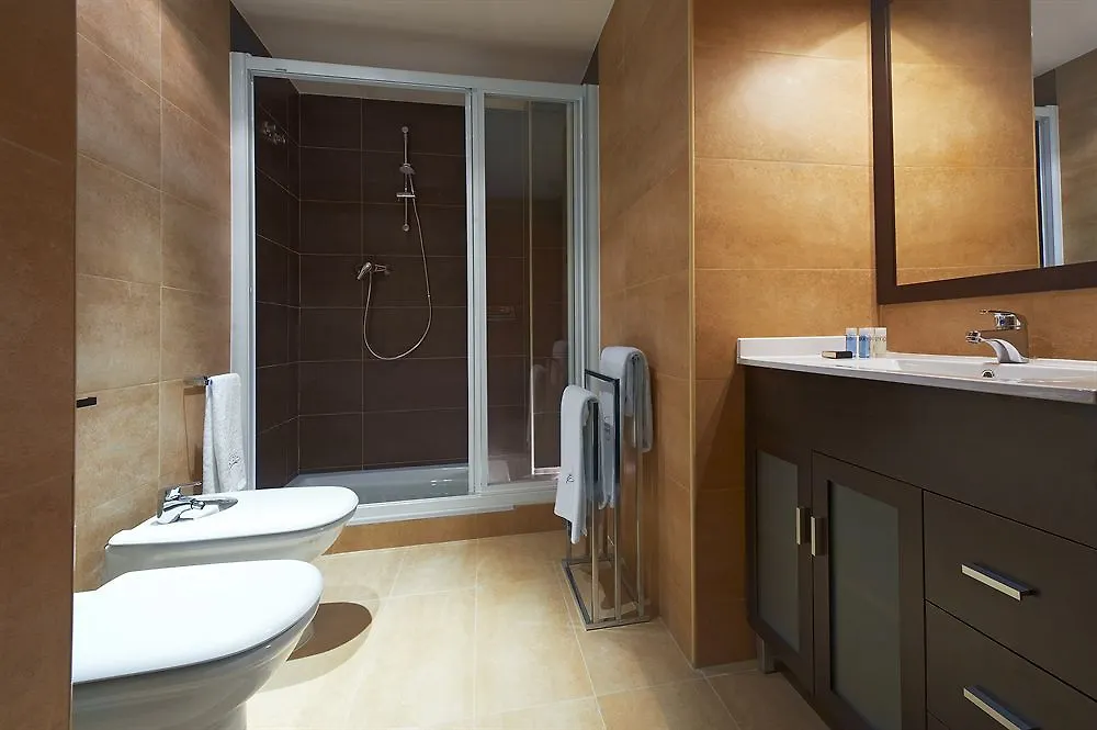 Gran De Gracia Apartments Barcelona 4*,  Hiszpania